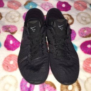 Women’s Nike Free TR 6 size 9.5